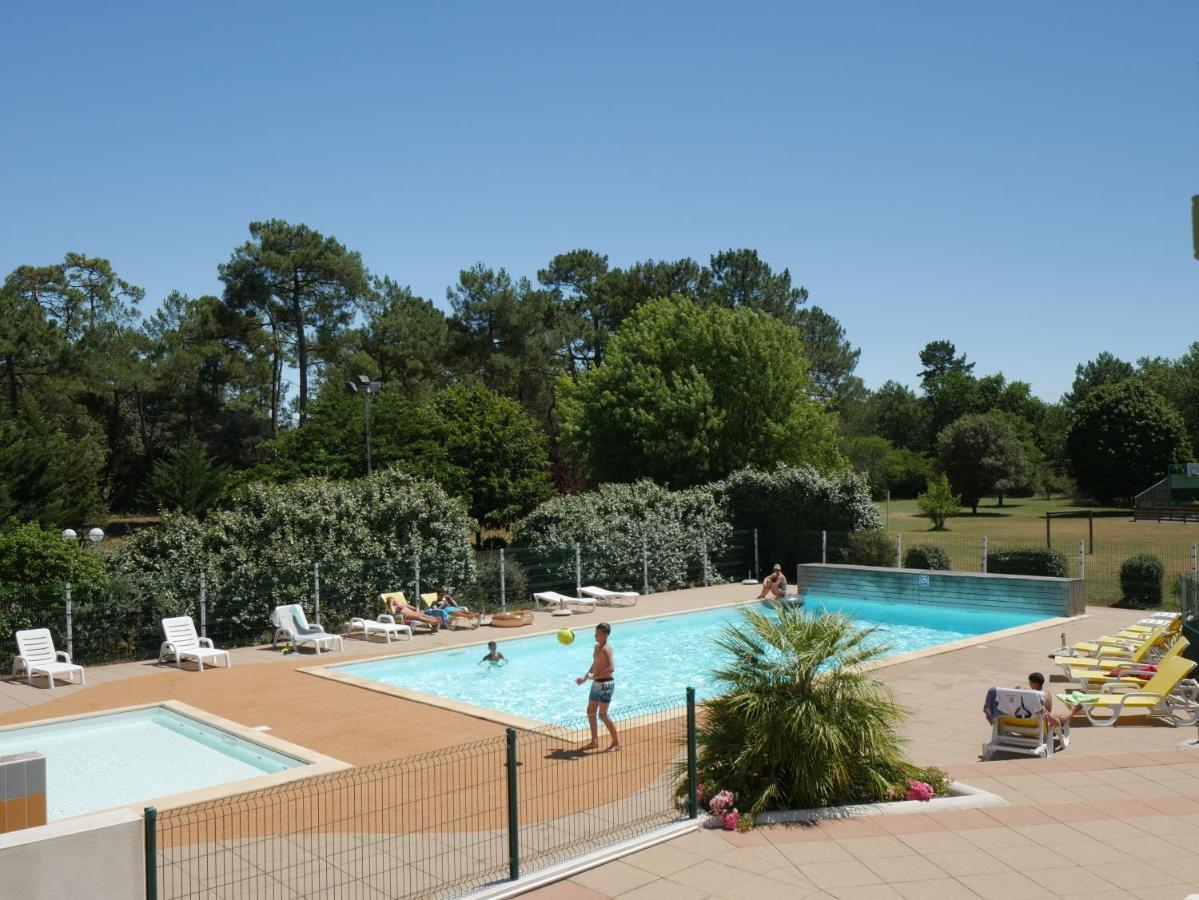 Ulvf Les Hibiscus Saint-Jean-de-Monts Exterior photo